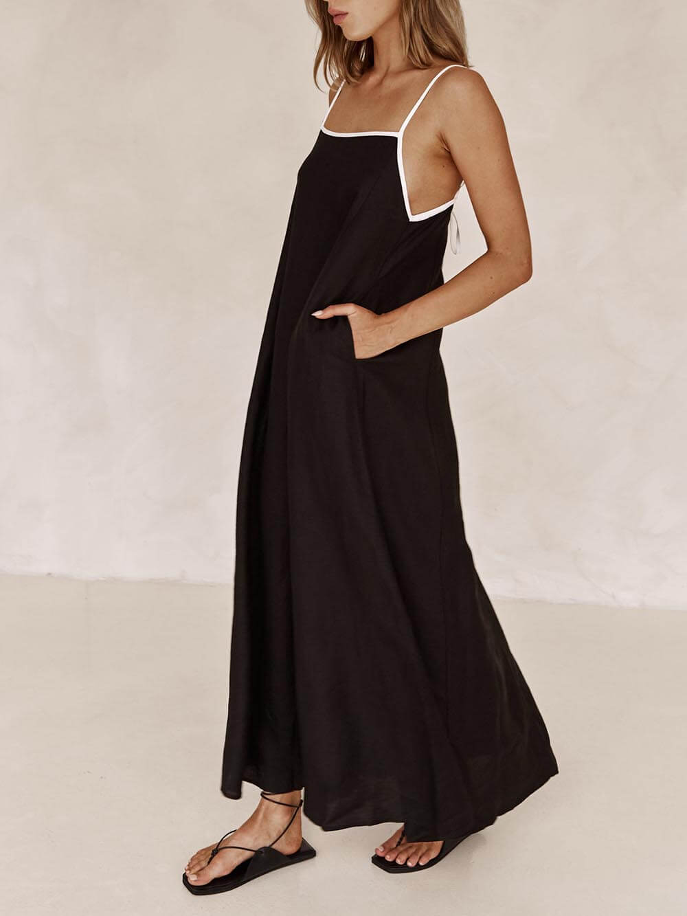 Contrasting A-line Summer Suspender Dress