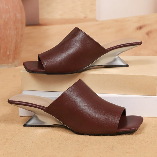 Londelle Open Toe Kitten Slides