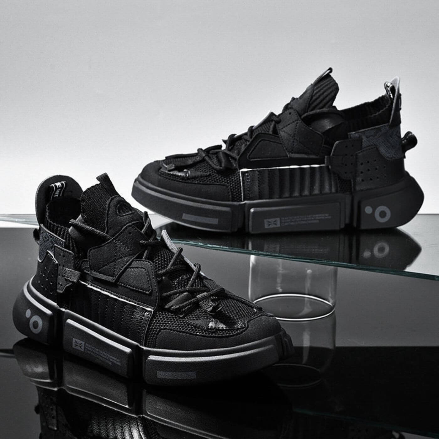 Carter - Comfortable Non Slip Sneaker