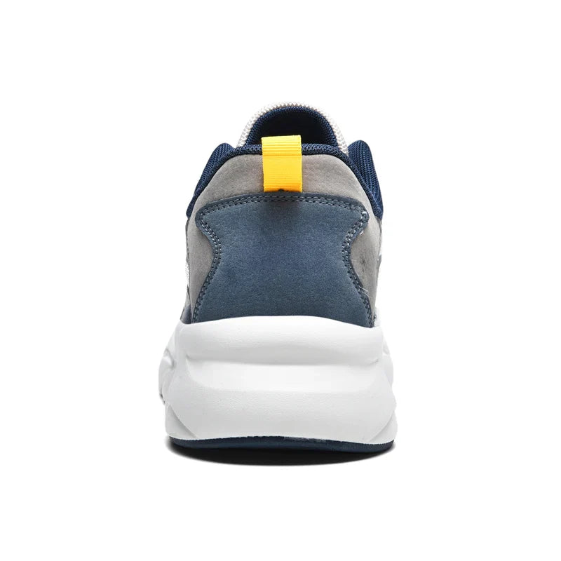 Stridemark Sneakers