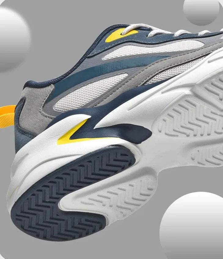 Stridemark Sneakers