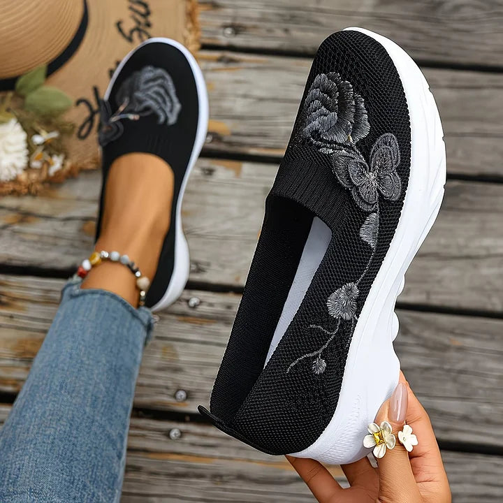 Women's Butterfly Embroidered Loafers